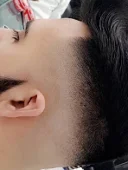 Henry's Unisex Salon haircut